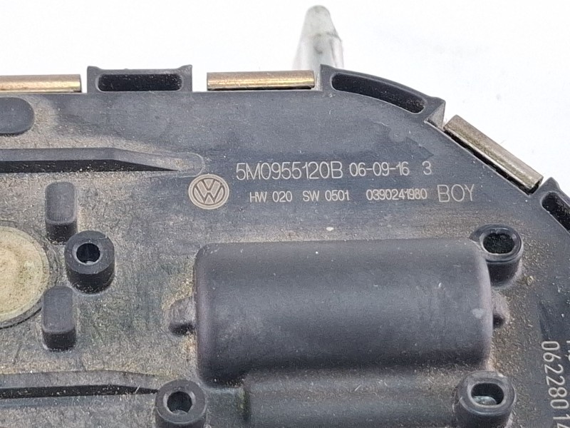 Recambio de motor limpiaparabrisas delantero derecho para volkswagen golf plus v (5m1, 521) 1.9 tdi referencia OEM IAM 339702088
