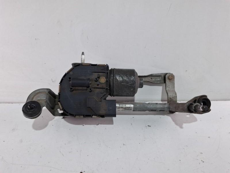 Recambio de motor limpiaparabrisas delantero izquierdo para volkswagen golf plus v (5m1, 521) 1.9 tdi referencia OEM IAM 3397020