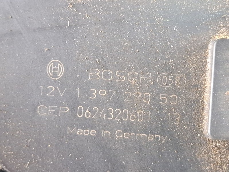 Recambio de motor limpiaparabrisas delantero izquierdo para volkswagen golf plus v (5m1, 521) 1.9 tdi referencia OEM IAM 3397020