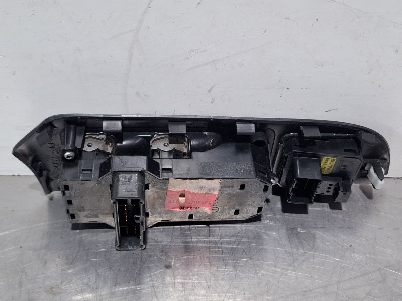 Recambio de mando elevalunas delantero izquierdo para honda cr referencia OEM IAM 35750  