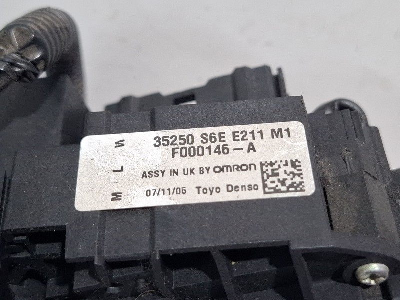 Recambio de mando multifuncion para honda cr referencia OEM IAM 35250S6EE211M1  