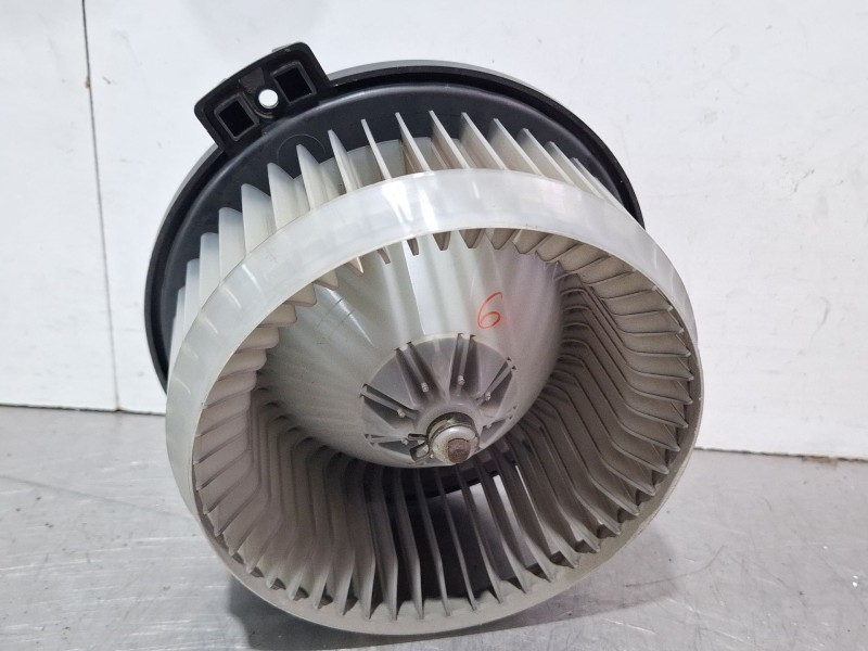 Recambio de ventilador calefaccion para honda cr referencia OEM IAM 194000  