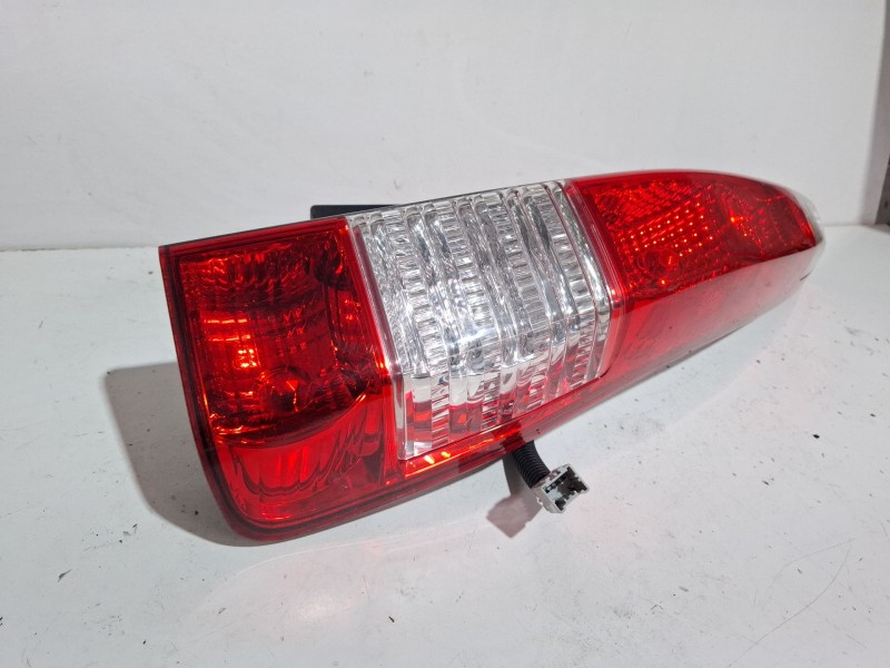 Recambio de piloto trasero derecho para honda cr referencia OEM IAM P5007R  