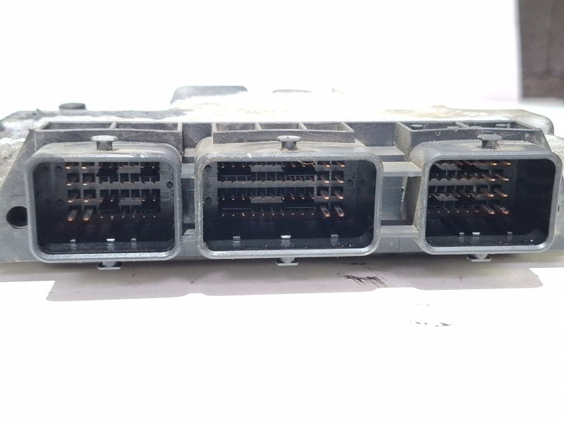 Recambio de centralita motor para ford focus c-max (dm2) 1.6 tdci referencia OEM IAM 0281011263 / 4M5112A650NA  