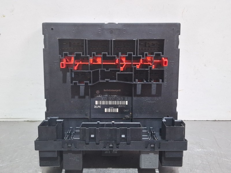 Recambio de caja reles / fusibles para skoda octavia ii (1z3) 2.0 tdi 16v referencia OEM IAM 3C0937049AJ  