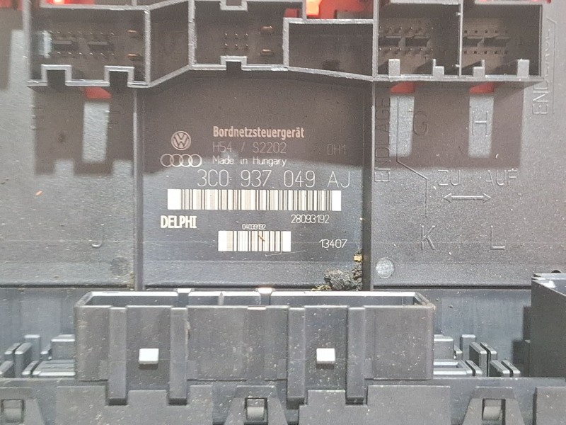 Recambio de caja reles / fusibles para skoda octavia ii (1z3) 2.0 tdi 16v referencia OEM IAM 3C0937049AJ  