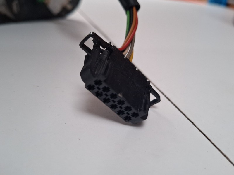 Recambio de espejo retrovisor izquierdo electrico para skoda octavia ii (1z3) 2.0 tdi 16v referencia OEM IAM E9024245  