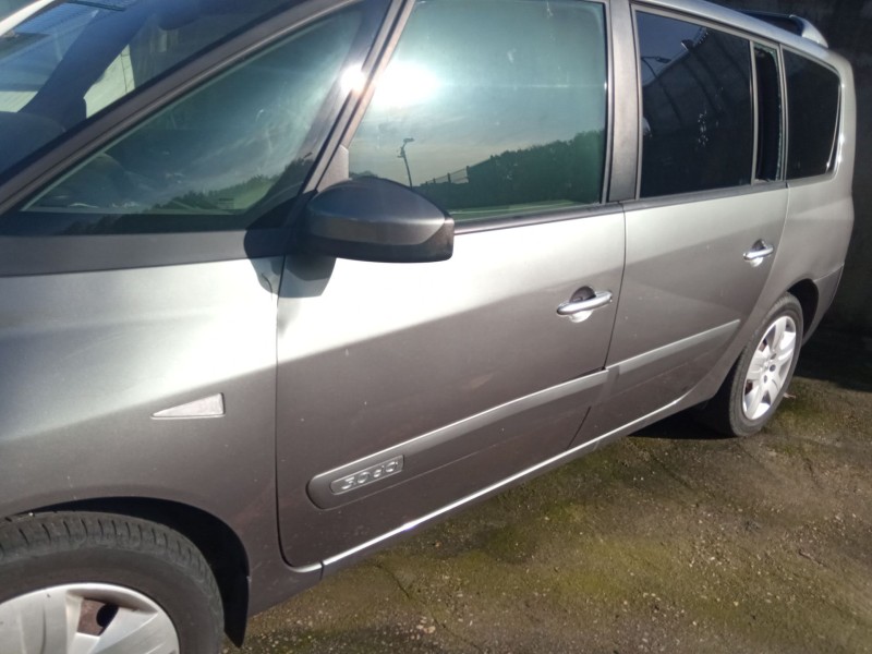 renault grand espace del año 2005