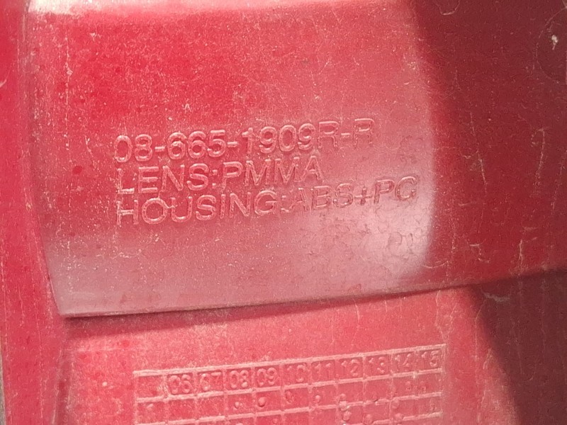 Recambio de piloto trasero derecho para skoda octavia ii (1z3) 2.0 tdi 16v referencia OEM IAM 086651909  