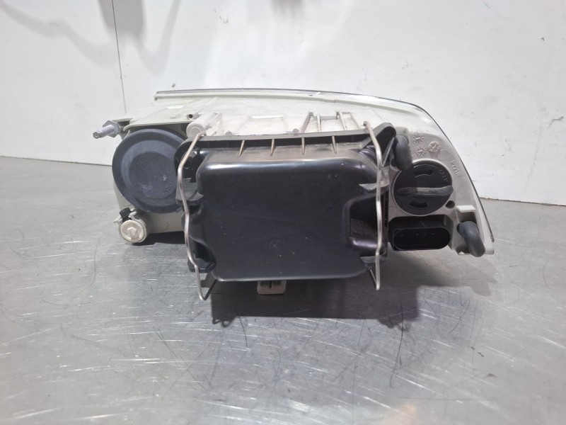 Recambio de faro delantero derecho para skoda octavia ii (1z3) 2.0 tdi 16v referencia OEM IAM   