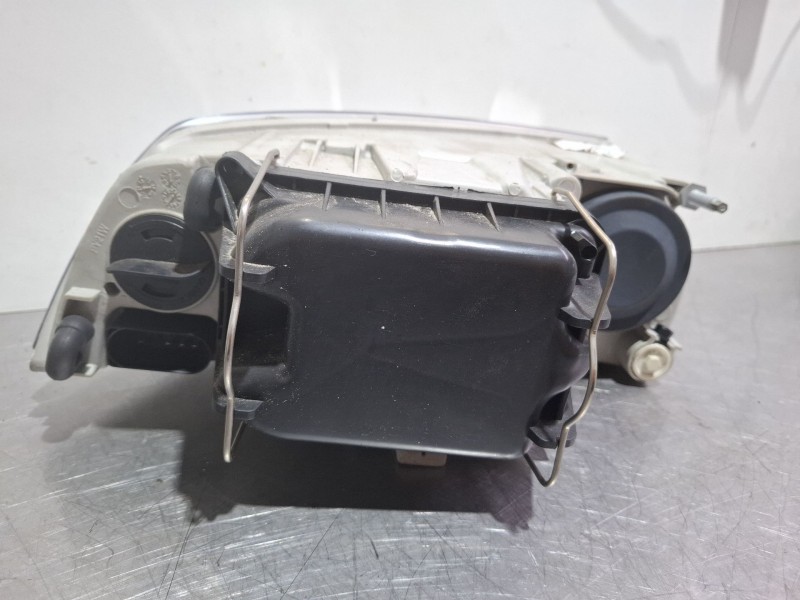 Recambio de faro delantero izquierdo para skoda octavia ii (1z3) 2.0 tdi 16v referencia OEM IAM   