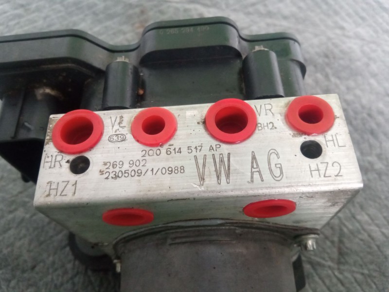 Recambio de modulo abs para volkswagen polo referencia OEM IAM 2Q0614517  