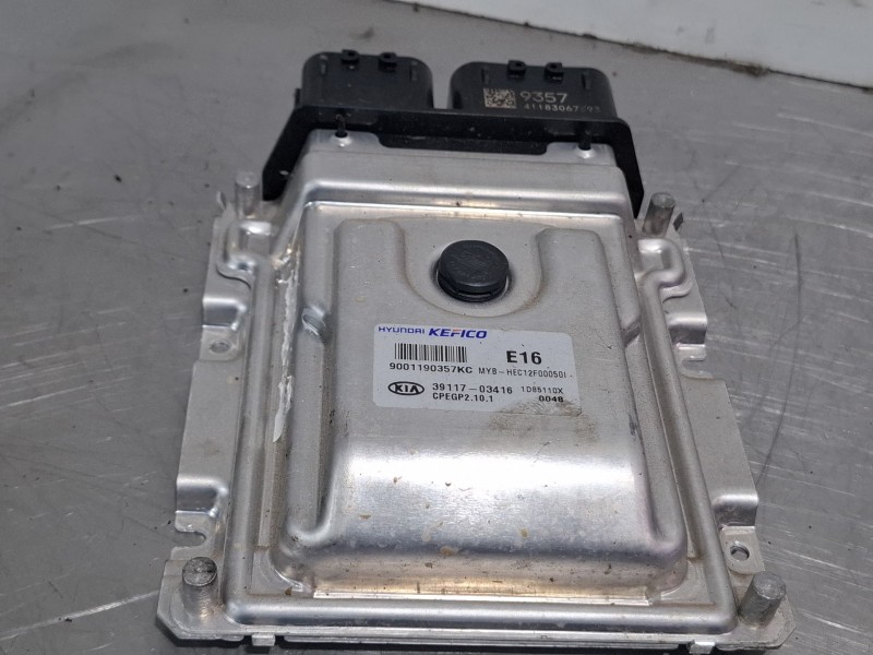 Recambio de centralita motor para kia stonic (yb) 1.2 cvvt referencia OEM IAM 3911703416  