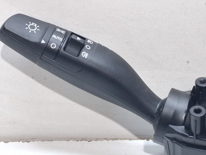 Recambio de mando multifuncion para kia stonic (yb) 1.2 cvvt referencia OEM IAM 93403h8950  