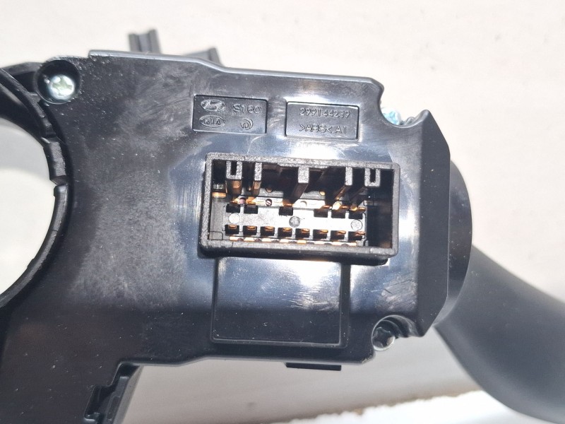 Recambio de mando multifuncion para kia stonic (yb) 1.2 cvvt referencia OEM IAM 93403h8950  