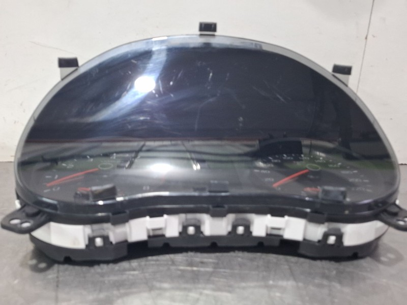 Recambio de cuenta kilometros para kia stonic (yb) 1.2 cvvt referencia OEM IAM 94003h8300  