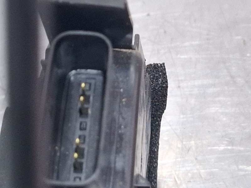 Recambio de cerradura puerta delantera derecha para kia stonic (yb) 1.2 cvvt referencia OEM IAM 81320H8050  