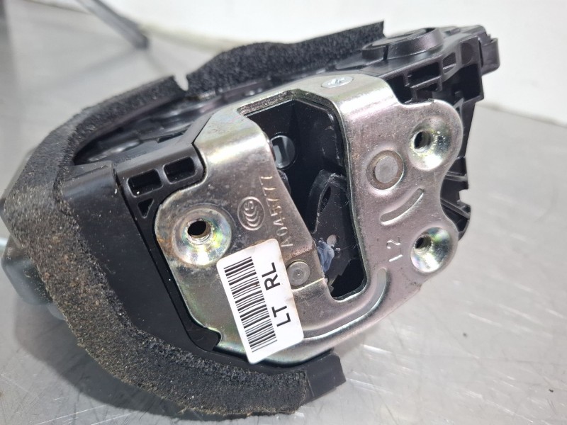 Recambio de cerradura puerta trasera izquierda para kia stonic (yb) 1.2 cvvt referencia OEM IAM 81410H8010  