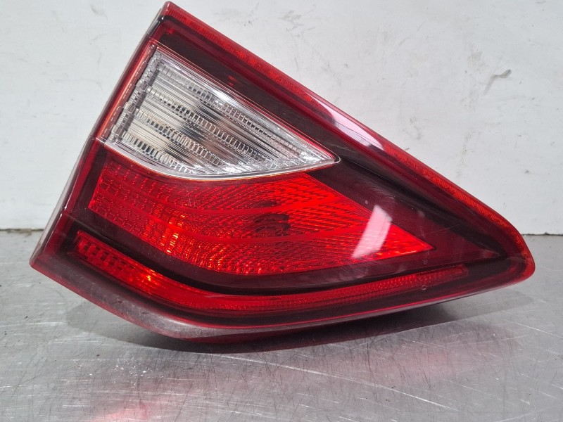 Recambio de piloto porton trasero izquierdo para kia stonic (yb) 1.2 cvvt referencia OEM IAM   