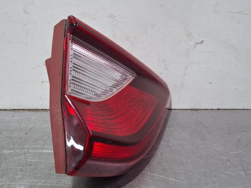 Recambio de piloto porton trasero izquierdo para kia stonic (yb) 1.2 cvvt referencia OEM IAM   