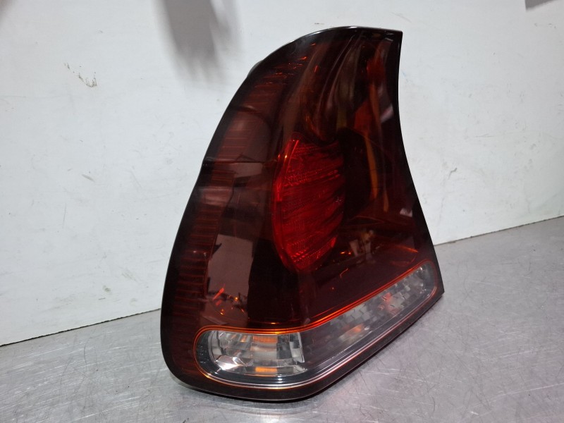 Recambio de piloto trasero izquierdo para bmw 3 (e46) 318 i referencia OEM IAM 6984161  