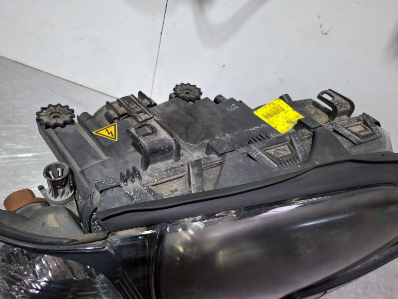 Recambio de faro delantero derecho para bmw 3 (e46) 318 i referencia OEM IAM 6910968  
