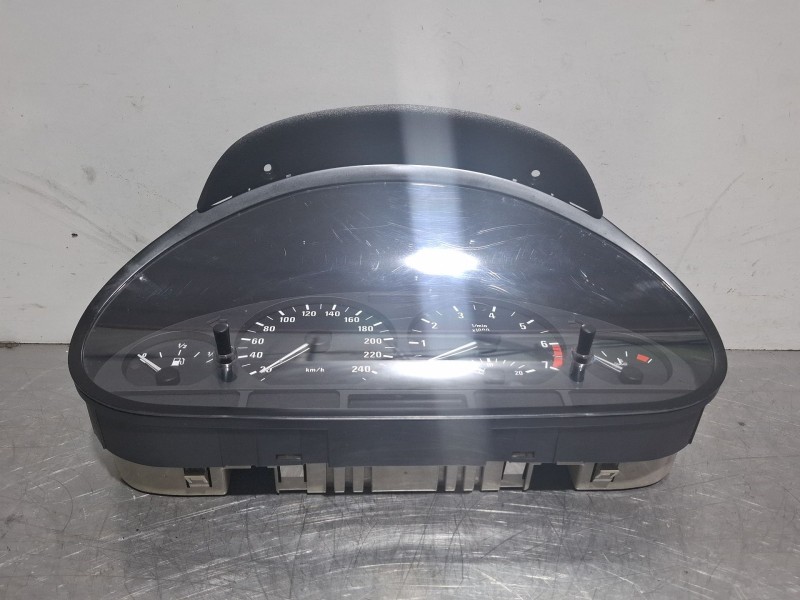 Recambio de cuenta kilometros para bmw 3 (e46) 318 i referencia OEM IAM 6931243 / 1036017005  