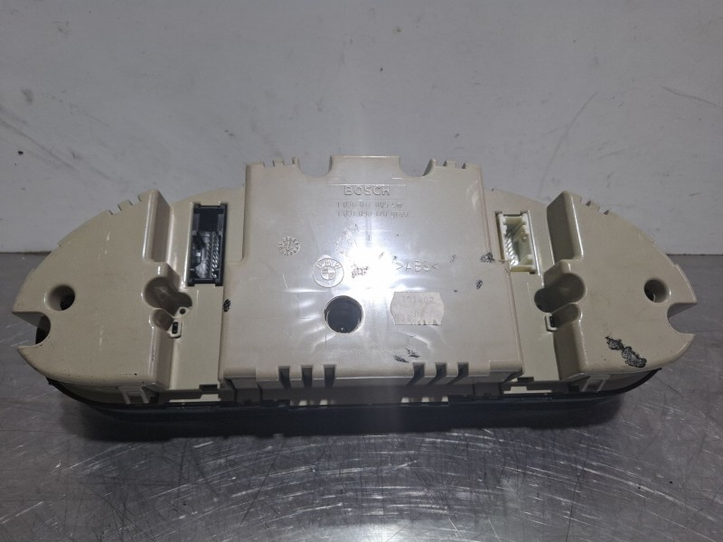Recambio de cuenta kilometros para bmw 3 (e46) 318 i referencia OEM IAM 6931243 / 1036017005  