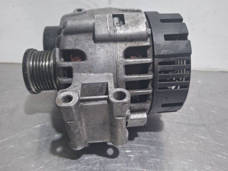Recambio de alternador para bmw 3 (e46) 318 i referencia OEM IAM 752138202  