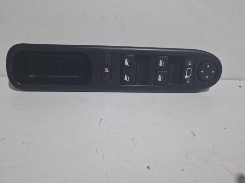 Recambio de mando elevalunas delantero izquierdo para peugeot 307 referencia OEM IAM 96531124XT  