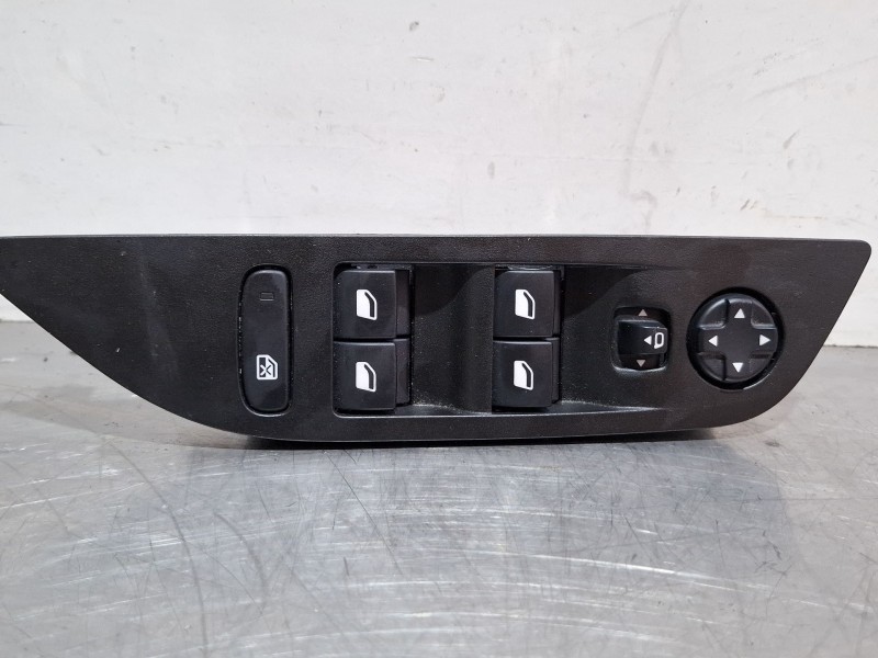 Recambio de mando elevalunas delantero izquierdo para peugeot 2008 i (cu_) 1.2 thp 130 / puretech 130 referencia OEM IAM 9678826