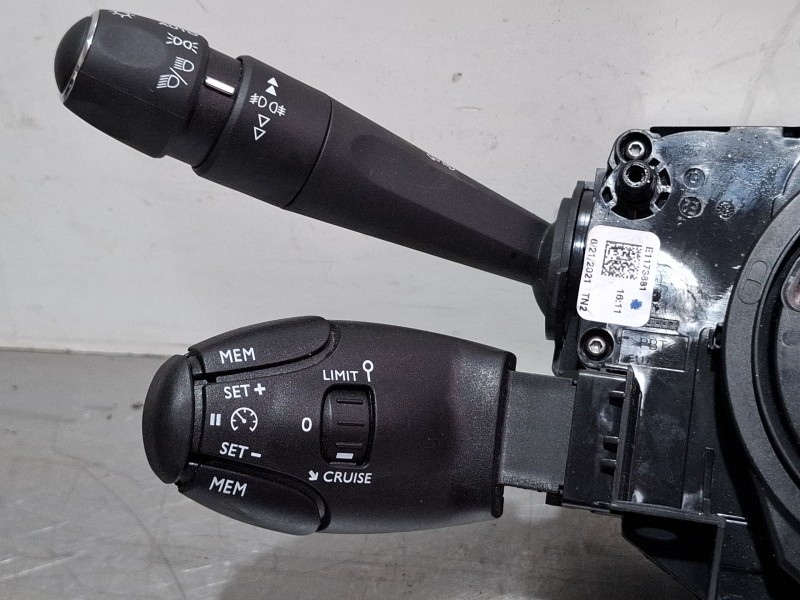 Recambio de mando multifuncion para peugeot 2008 i (cu_) 1.2 thp 130 / puretech 130 referencia OEM IAM 98369241ZD  