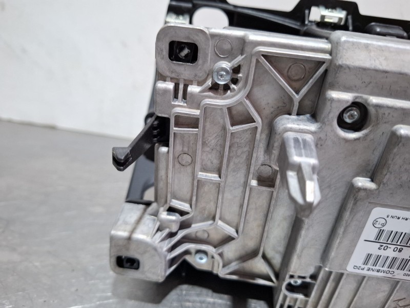 Recambio de cuenta kilometros para peugeot 2008 i (cu_) 1.2 thp 130 / puretech 130 referencia OEM IAM 9842710180  