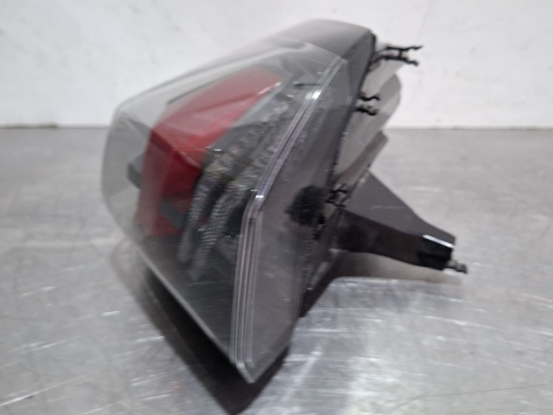 Recambio de piloto trasero izquierdo para peugeot 2008 i (cu_) 1.2 thp 130 / puretech 130 referencia OEM IAM FR2695010201  