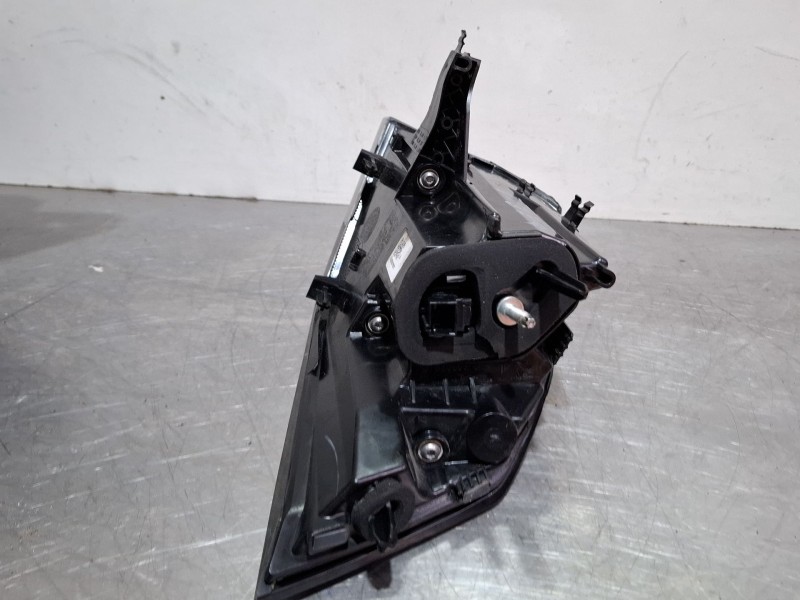 Recambio de piloto trasero izquierdo para peugeot 2008 i (cu_) 1.2 thp 130 / puretech 130 referencia OEM IAM FR2695010201  