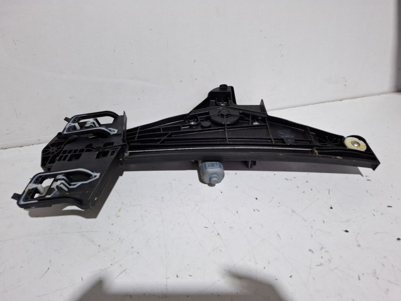 Recambio de elevalunas trasero derecho para peugeot 2008 i (cu_) 1.2 thp 130 / puretech 130 referencia OEM IAM 9830002480  