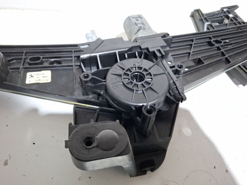 Recambio de elevalunas trasero izquierdo para peugeot 2008 i (cu_) 1.2 thp 130 / puretech 130 referencia OEM IAM 9830003080  