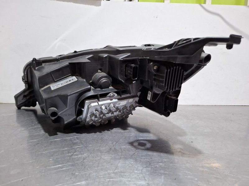 Recambio de faro delantero derecho para peugeot 2008 i (cu_) 1.2 thp 130 / puretech 130 referencia OEM IAM 9841641980  