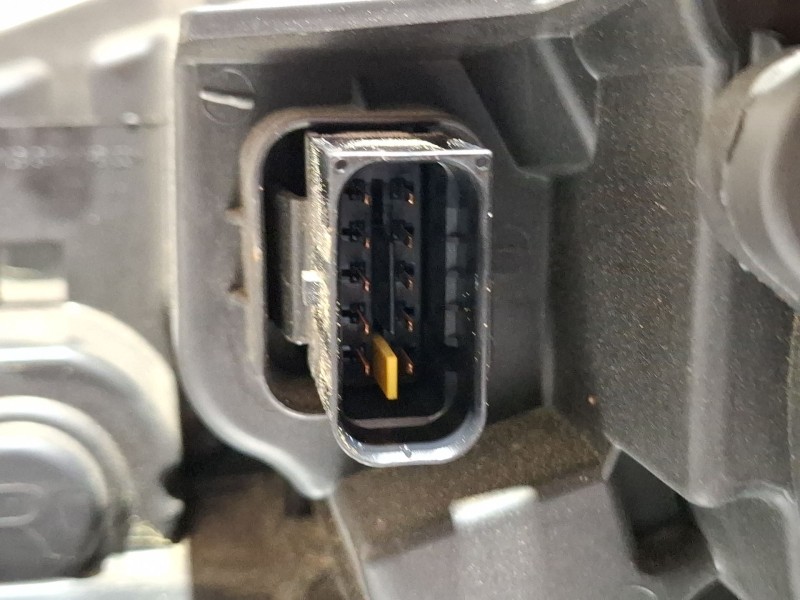 Recambio de faro delantero derecho para peugeot 2008 i (cu_) 1.2 thp 130 / puretech 130 referencia OEM IAM 9841641980  