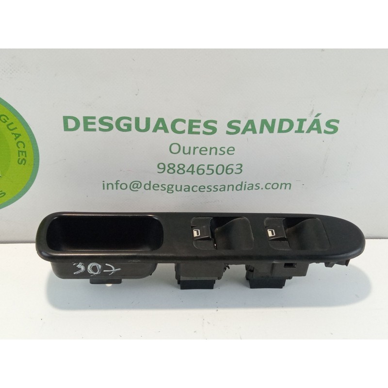 Recambio de mando elevalunas delantero izquierdo para peugeot 307 referencia OEM IAM   