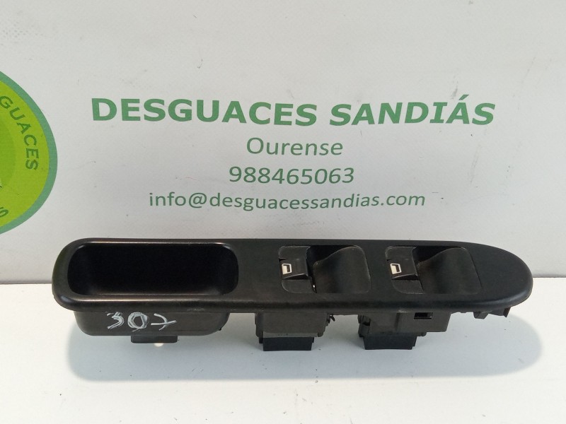 Recambio de mando elevalunas delantero izquierdo para peugeot 307 referencia OEM IAM   