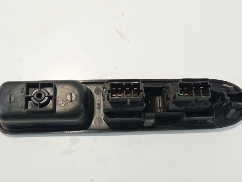 Recambio de mando elevalunas delantero izquierdo para peugeot 307 referencia OEM IAM   