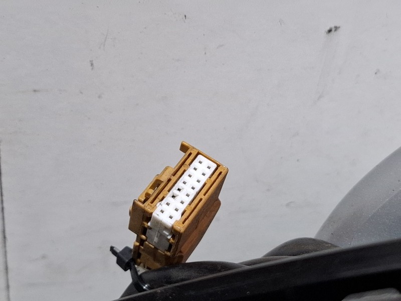 Recambio de espejo retrovisor derecho electrico para audi a4 b6 (8e2) 2.5 tdi quattro referencia OEM IAM E1010681  