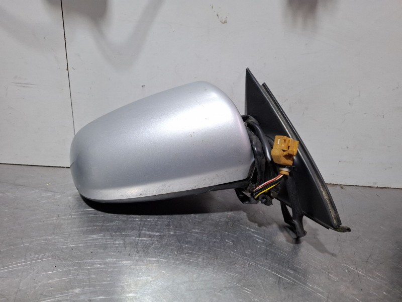 Recambio de espejo retrovisor derecho electrico para audi a4 b6 (8e2) 2.5 tdi quattro referencia OEM IAM E1010681  