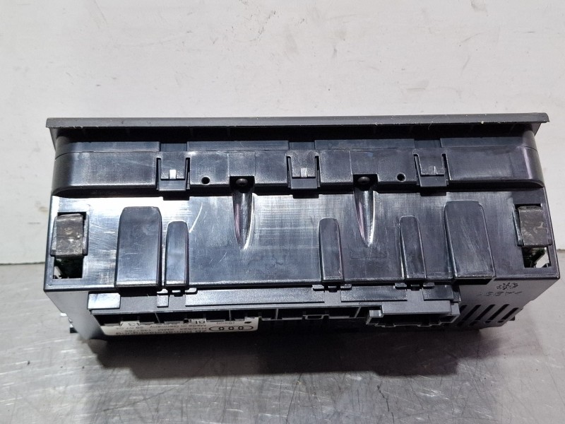 Recambio de mando climatizador para audi a4 b6 (8e2) 2.5 tdi quattro referencia OEM IAM 8E0820043AC  