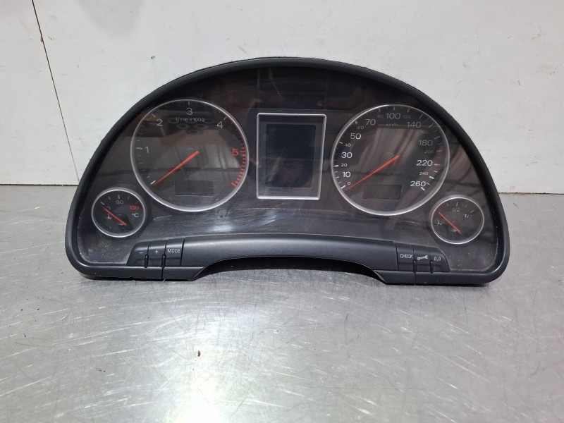 Recambio de cuenta kilometros para audi a4 b6 (8e2) 2.5 tdi quattro referencia OEM IAM 1036901830  