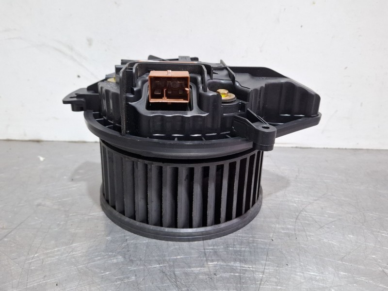 Recambio de ventilador calefaccion para audi a4 b6 (8e2) 2.5 tdi quattro referencia OEM IAM 8E1820021E  