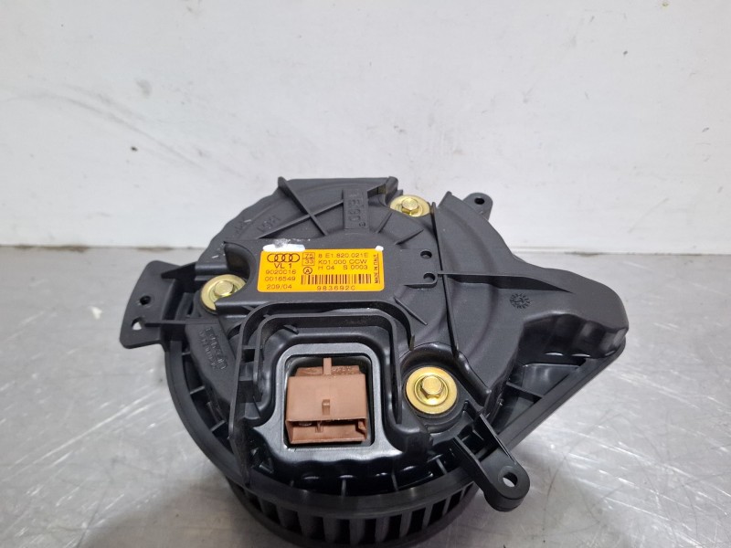 Recambio de ventilador calefaccion para audi a4 b6 (8e2) 2.5 tdi quattro referencia OEM IAM 8E1820021E  