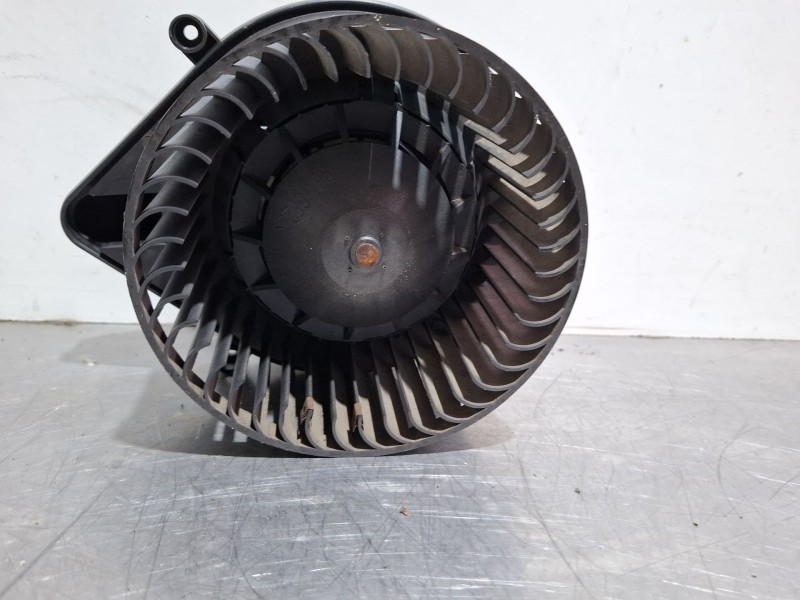 Recambio de ventilador calefaccion para audi a4 b6 (8e2) 2.5 tdi quattro referencia OEM IAM 8E1820021E  