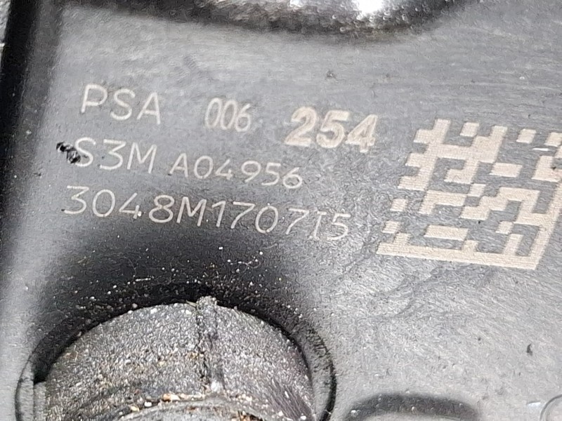 Recambio de cerradura puerta delantera derecha para citroën ds3 hdi blue referencia OEM IAM 16942581  